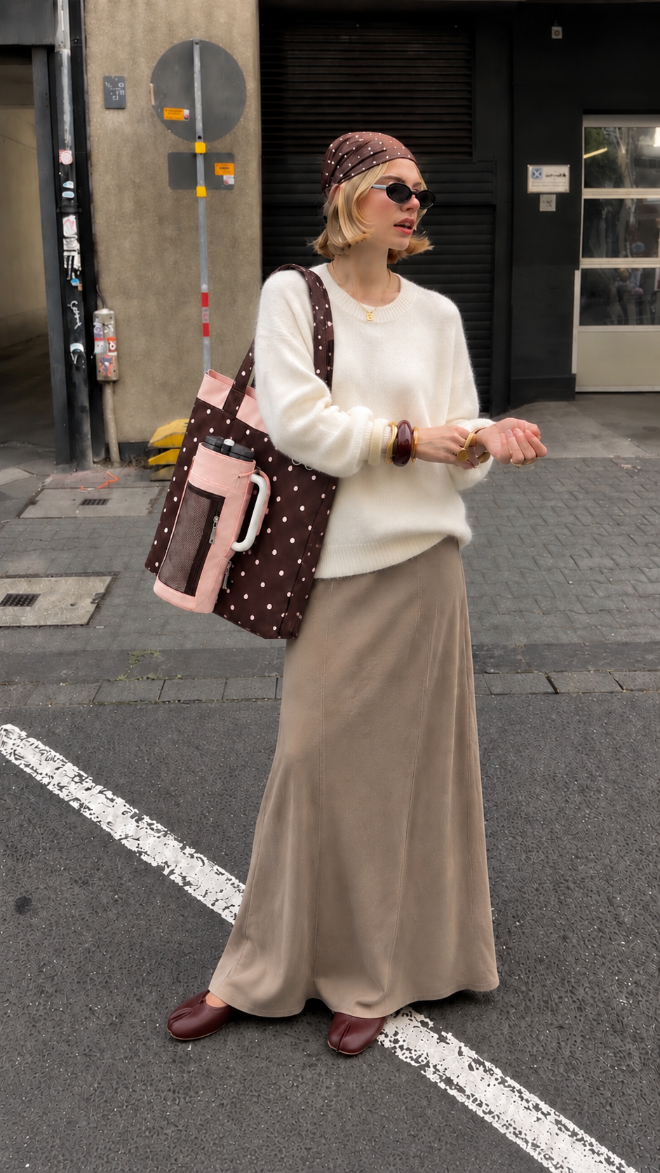 Limited Edition｜Blushing Cocoa🤎🌸 - Off Script Handcrafted Giant Water Bottle Tote Bag